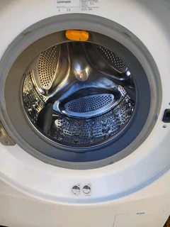 LG 8KG WASHING MACHINE IN A GOOD CONDITION