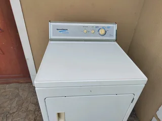 SPEED QUEEN TUMBLE DRYER COMMERCIAL EXTRA LARGE LARGE CAPACITY