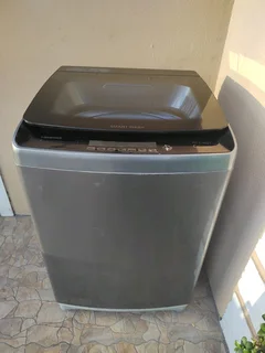 Hisense 18kg Toploader Very Big Ideal For Blankets And Huge Family