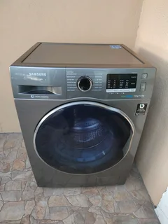 Samsung Wash And Dry Machine Immaculate Condition