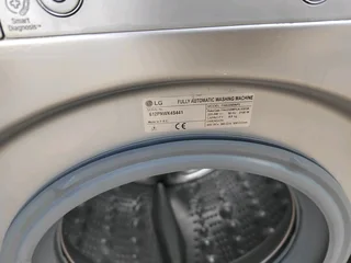 LG 9KG WASHING MACHINE