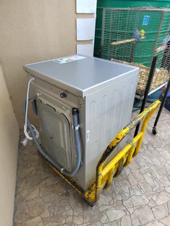 LG 9KG WASHING MACHINE