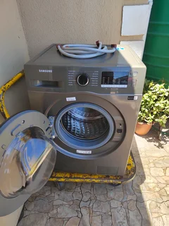 SAMSUNG 8KG WASHING MACHINE