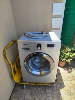 SAMSUNG 7KG WASHER AND DRYER COMBO