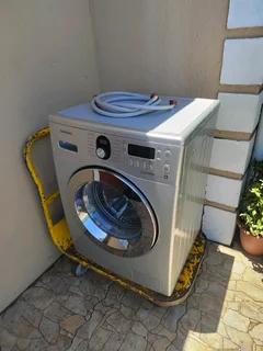 SAMSUNG 7KG WASHER AND DRYER COMBO