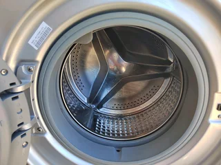 SAMSUNG 7KG WASHER AND DRYER COMBO