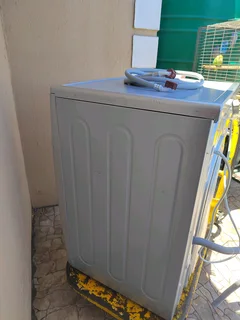 SAMSUNG 7KG WASHER AND DRYER COMBO