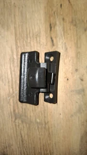 New Mitsubishi Pajero Gen3 Canter Console Clip | Interior Trim Replacement Part