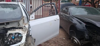 2016 Toyota Corolla Prestige Car Door Shell – OEM Part for Sale