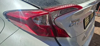 Toyota chr tail lights for sale – clean used oem units available