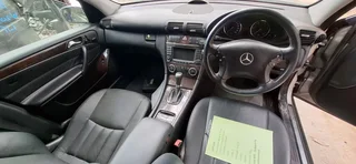 2006 Mercedes-Benzes c270 w203 automatic station wagon stripping for spares