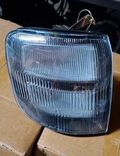 1998 to 2000 mitsubishi pajero gen2 corner lamp for sale