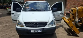 2009 Mercedes Benz vito 115 now breaking for used spares.