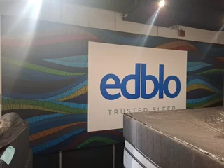 Digital printing &amp; signage