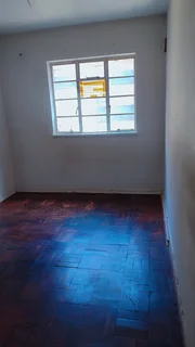 Room - Ad posted by Luyanda Hlongwa