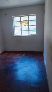 Room - Ad posted by Luyanda Hlongwa