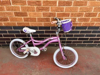 Pink and purple young girl&#39;s bicycle