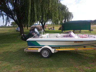 Viking speed boat (7-seater) for sale