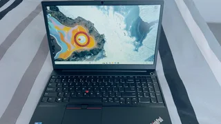 Lenovo laptop 12gen 8g 512ssd windows 11 plus a charger