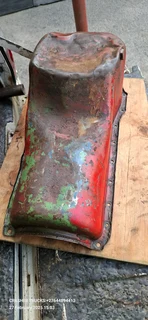 Ford V8 engine 351/302 ford V8 engine sump only