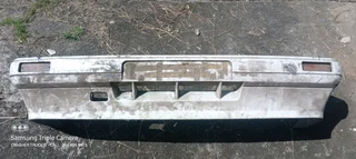 Oem vw golf mk1 front bumper with mounting brackets and hella indicator lights for sale R2500.00