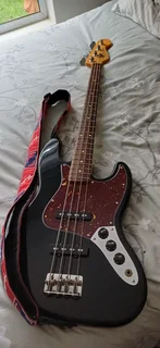Fender jazz bass