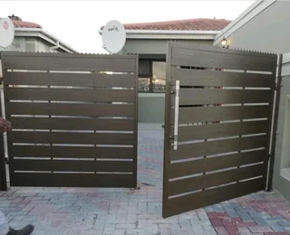 Driveway and pedestrian nutec gates