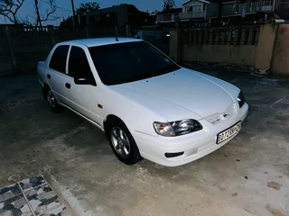 Nissan sentra 1.6i