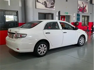 2015 Toyota Corolla Quest 1.6  Sedan