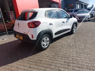 2022 Renault Kwid 1.0 Dynamique ( 92 084 km )