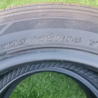 2x14 Inch Hankook Kinergy Ex Tyres Avilable For Sale.165/65/14.