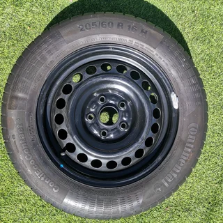 1xLoose-Single 16 Inch Emergency Sparewheel Available For Sale.Pcd-5x114.3.