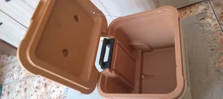Trolley Cooler Box