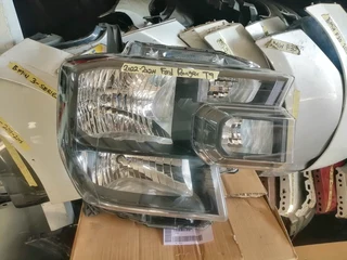 FORD RANGER T9 HEADLIGHT 2022 TO 2024 MODEL