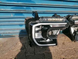 FORD RANGER T9 LED HEADLIGHTS 2022 TO 2024 MODEL