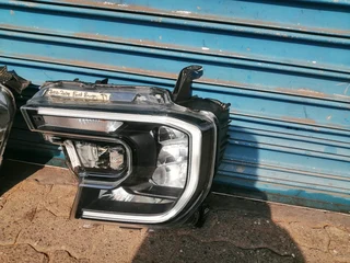 FORD RANGER T9 LED HEADLIGHTS 2022 TO 2024 MODEL