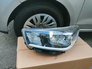 KIA RIO HEADLIGHTS 2017 TO 2021 MODEL