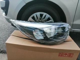 KIA PICANTO HEADLIGHTS 2017 TO 2021 MODEL