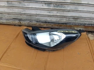 HYUNDAI i10 HEADLIGHT 2021 TO 2023 MODEL