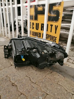 MERCEDES GLE A166 HEADLIGHT 2015 TO 2018 MODEL