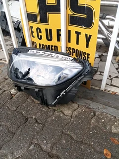 MERCEDES GLC W253 HEADLIGHT 2015 TO 2018 MODEL