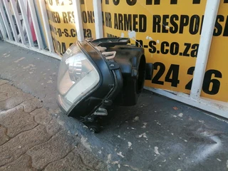 MERCEDES ML350 4MATIC HEADLIGHT 2005 TO 2010