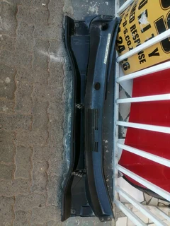 TOYOTA COROLLA CROSS WIPER COWLING 2021 TO 2023