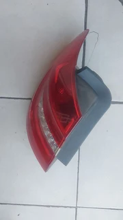MERCEDES B-CLASS TAIL LIGHT