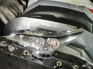 TOYOTA FORTUNER HEADLIGHTS 2017 TO 2021