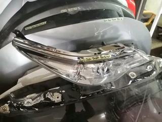 TOYOTA FORTUNER HEADLIGHTS 2017 TO 2021