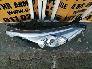 KIA CERATO HEADLIGHT 2013 TO 2016