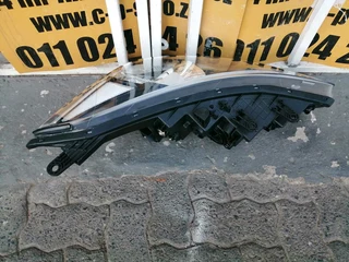 KIA CERATO HEADLIGHT 2013 TO 2016