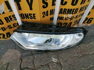 FORD ECOSPORT HEADLIGHTS 2014 TO 2017