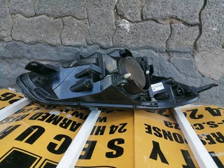 FORD ECOSPORT HEADLIGHTS 2014 TO 2017